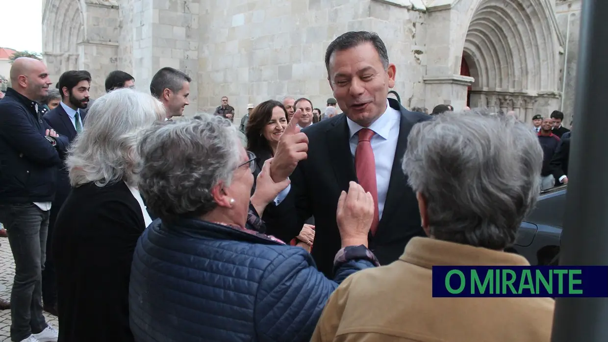 Igreja do Alporão reabriu em ambiente festivo e com visita do primeiro-ministro