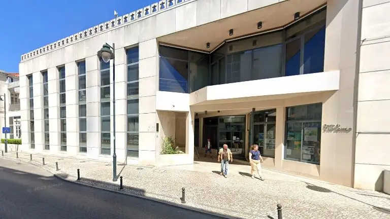 Vales que valem o dobro no comércio de Almeirim começam a ser vendidos segunda-feira Vales que valem o dobro no comércio de Almeirim começam a ser vendidos segunda-feira