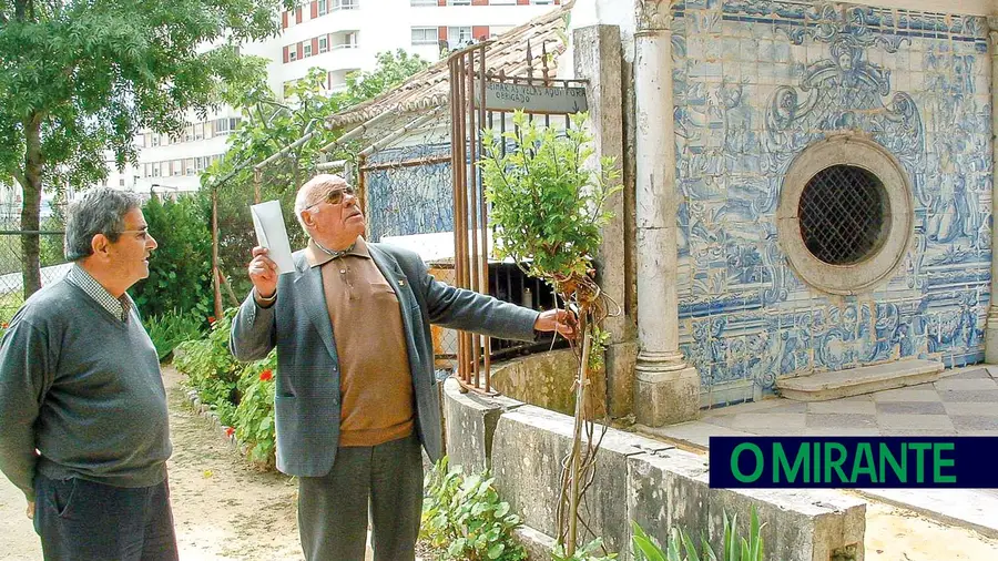 Estado obriga Vila Franca de Xira a proteger oratório da Póvoa de Santa Iria Estado obriga Vila Franca de Xira a proteger oratório da Póvoa de Santa Iria