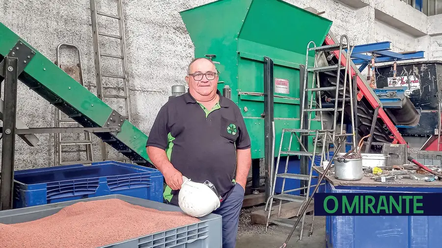 Alternativas a Granel - Reciclagem de Metais também é centro de abate de veículos Alternativas a Granel - Reciclagem de Metais também é centro de abate de veículos