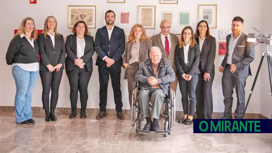 Golegã inaugurou cine-teatro e voltou a dar-lhe o nome de Elisa Tavares Bonacho Golegã inaugurou cine-teatro e voltou a dar-lhe o nome de Elisa Tavares Bonacho
