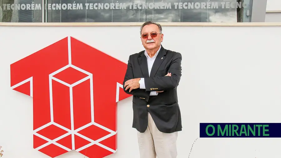 A Tecnorém começou num escritório em Ourém e hoje é uma das maiores construtoras do país A Tecnorém começou num escritório em Ourém e hoje é uma das maiores construtoras do país