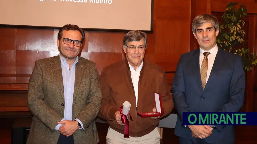 Cartaxo entregou medalhas na celebração da elevação a concelho