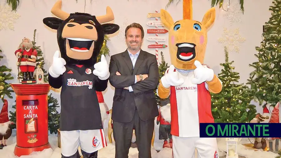 União de Santarém apresenta mascotes na festa de Natal