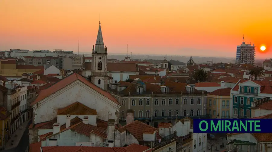 Câmara de Santarém vai facilitar a vida a quem quer fazer obras no centro histórico Câmara de Santarém vai facilitar a vida a quem quer fazer obras no centro histórico