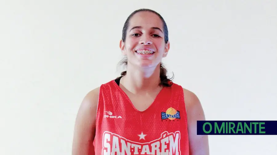 Maria Fidalgo do Santarém Basket na Selecção Nacional Sub16