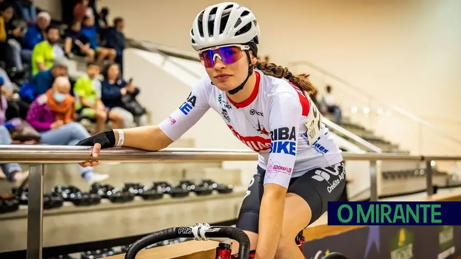 Ciclistas de “Os Águias” de Alpiarça vencem na Taça de Portugal de Pista Ciclistas de “Os Águias” de Alpiarça vencem na Taça de Portugal de Pista