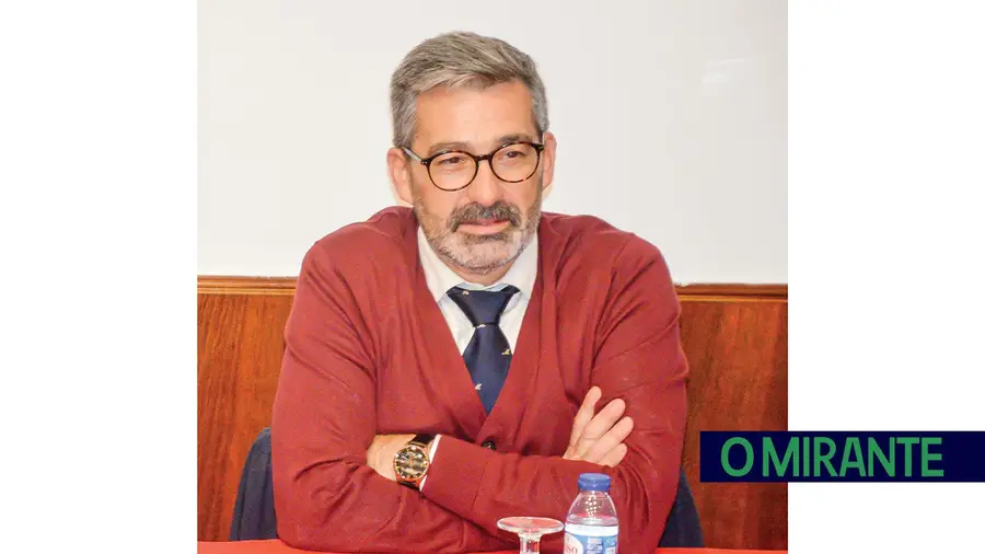 Autarca de Alhandra escreve ao director nacional da PSP a criticar fim do policiamento Autarca de Alhandra escreve ao director nacional da PSP a criticar fim do policiamento