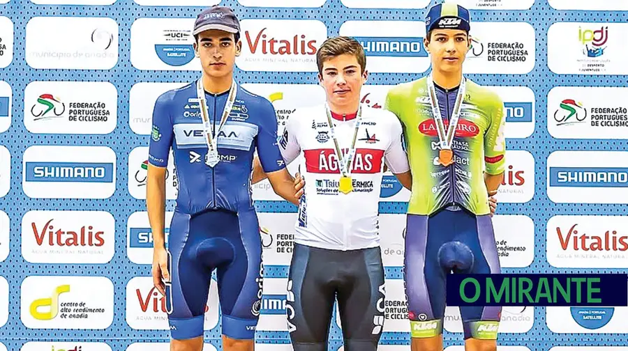 Ciclistas de “Os Águias” de Alpiarça vencem na Taça de Portugal de Pista Ciclistas de “Os Águias” de Alpiarça vencem na Taça de Portugal de Pista