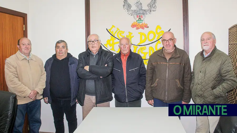 Uma associação ao serviço dos Bombeiros de Tomar Uma associação ao serviço dos Bombeiros de Tomar