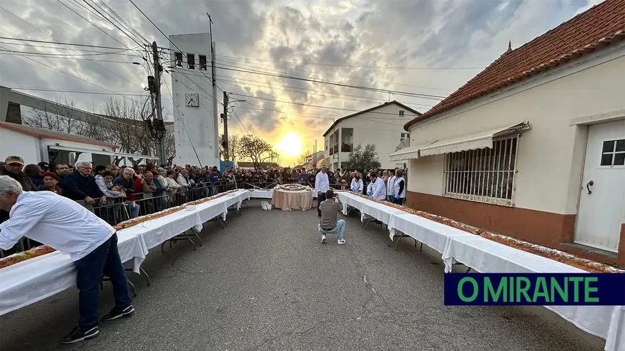 Bolo rei gigante em Fazendas de Almeirim