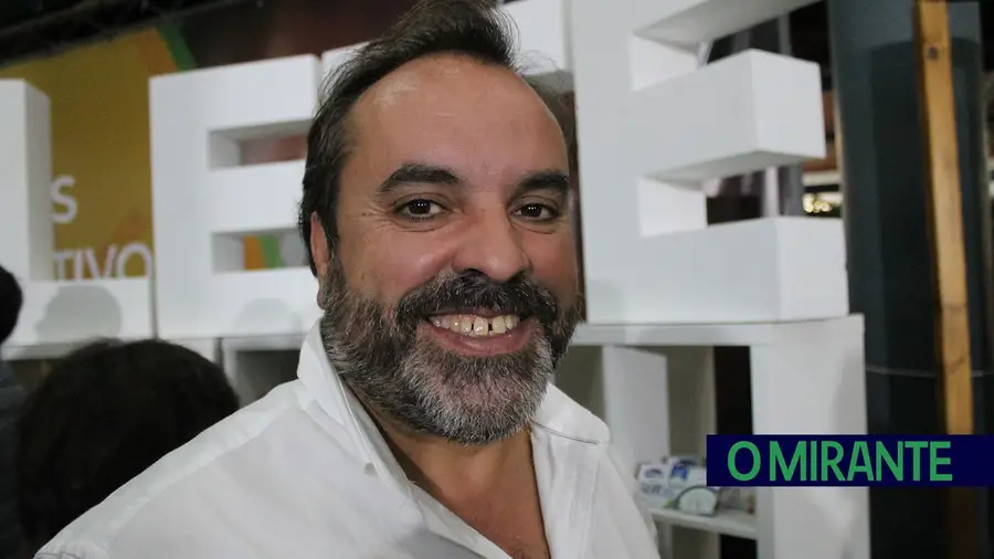 Autarca de Alcanhões critica Câmara de Santarém na assembleia municipal Autarca de Alcanhões critica Câmara de Santarém na assembleia municipal