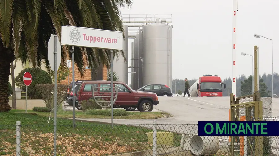 Fecho anunciado da Tupperware gera apreensão em Montalvo mas há quem ainda tenha esperança Fecho anunciado da Tupperware gera apreensão em Montalvo mas há quem ainda tenha esperança