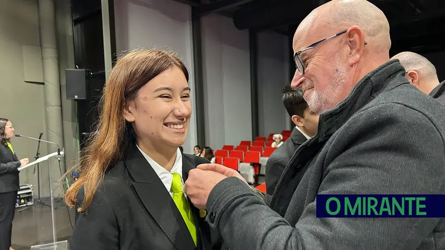 Entrega de distintivos na Escola de Hotelaria de Fátima