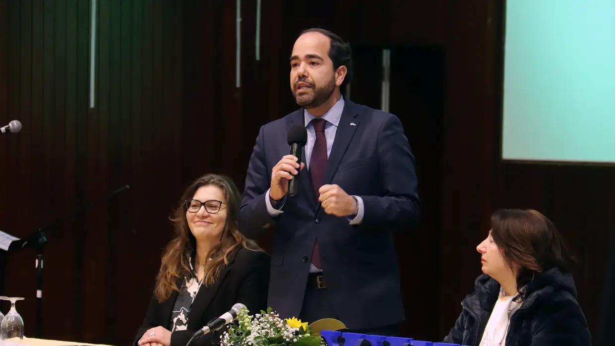 Escola Sá da Bandeira em Santarém recebe Encontro de Jovens Cientistas da UNESCO