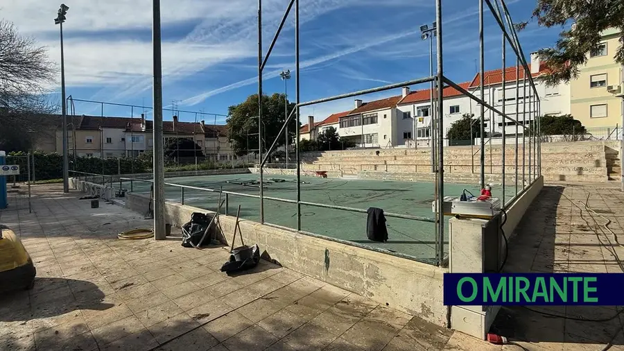 Obras no polidesportivo dos Leões e no parque do Vale de Santarém