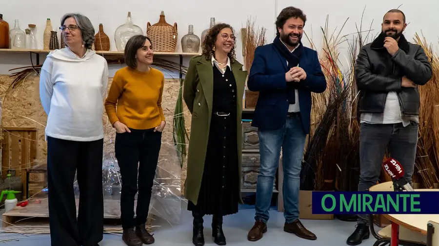 Oficina de cestaria e latoaria inaugurada em Tomar Oficina de cestaria e latoaria inaugurada em Tomar