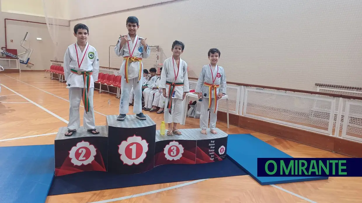 Judocas do Clube de Judo de Torres Novas destacam-se em torneios