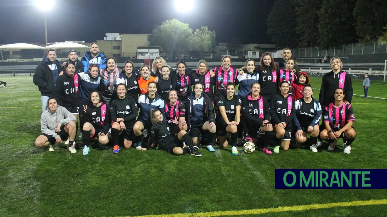 Chamusca e Lapas vencem em mais uma jornada da liga de futebol de rua feminino