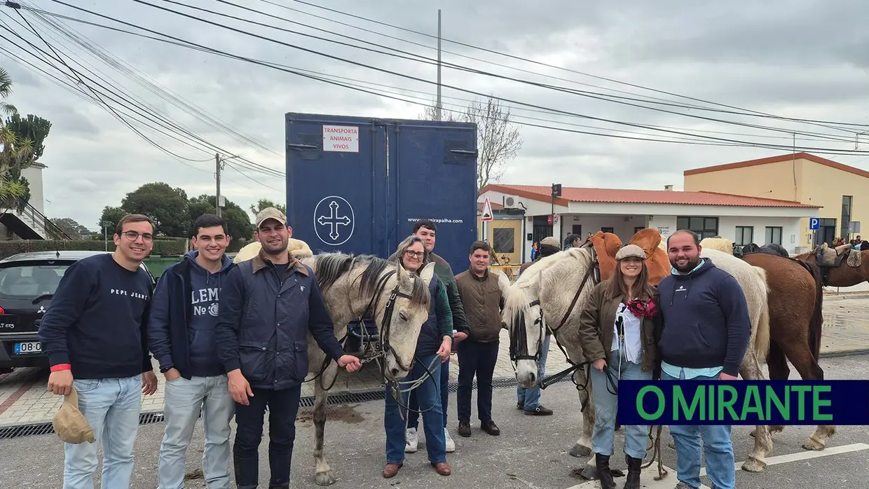 VI Passeio a Cavalo reuniu 200 participantes no Porto Alto