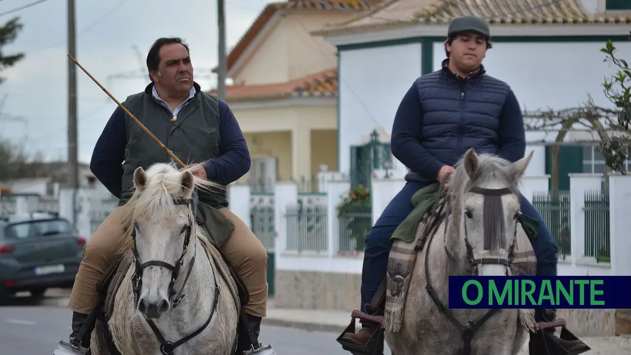 VI Passeio a Cavalo reuniu 200 participantes no Porto Alto