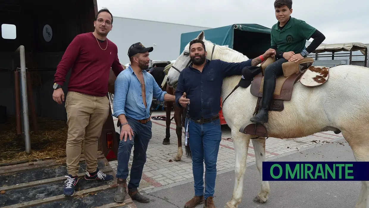 VI Passeio a Cavalo reuniu 200 participantes no Porto Alto