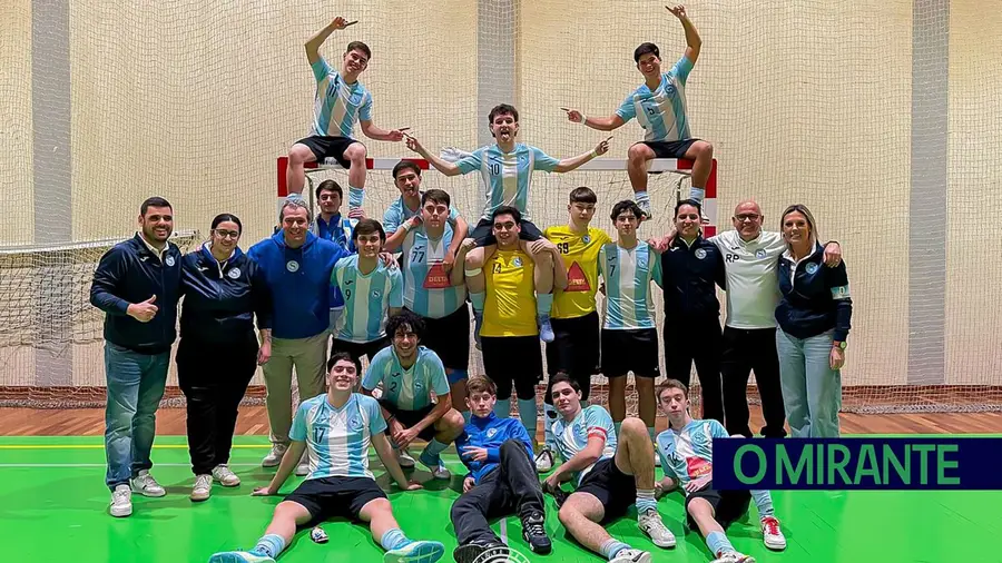 Vitória de Santarém campeão distrital de juniores de futsal