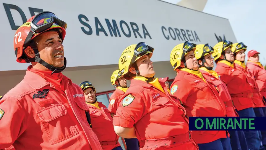 Bombeiros de Samora Correia distinguidos com Medalha de Mérito no ano do 50.º aniversário