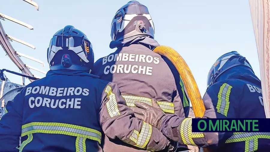 Tribunal ordena pagamento de trabalho suplementar a bombeiros municipais de Coruche