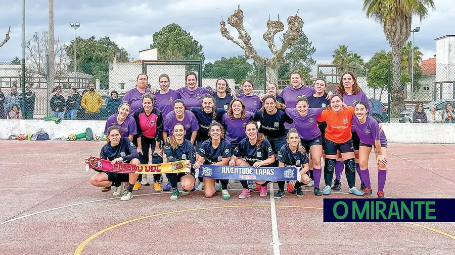 Chamusca vence Lapas num jogo que voltou a encher o Ringue do Bairro