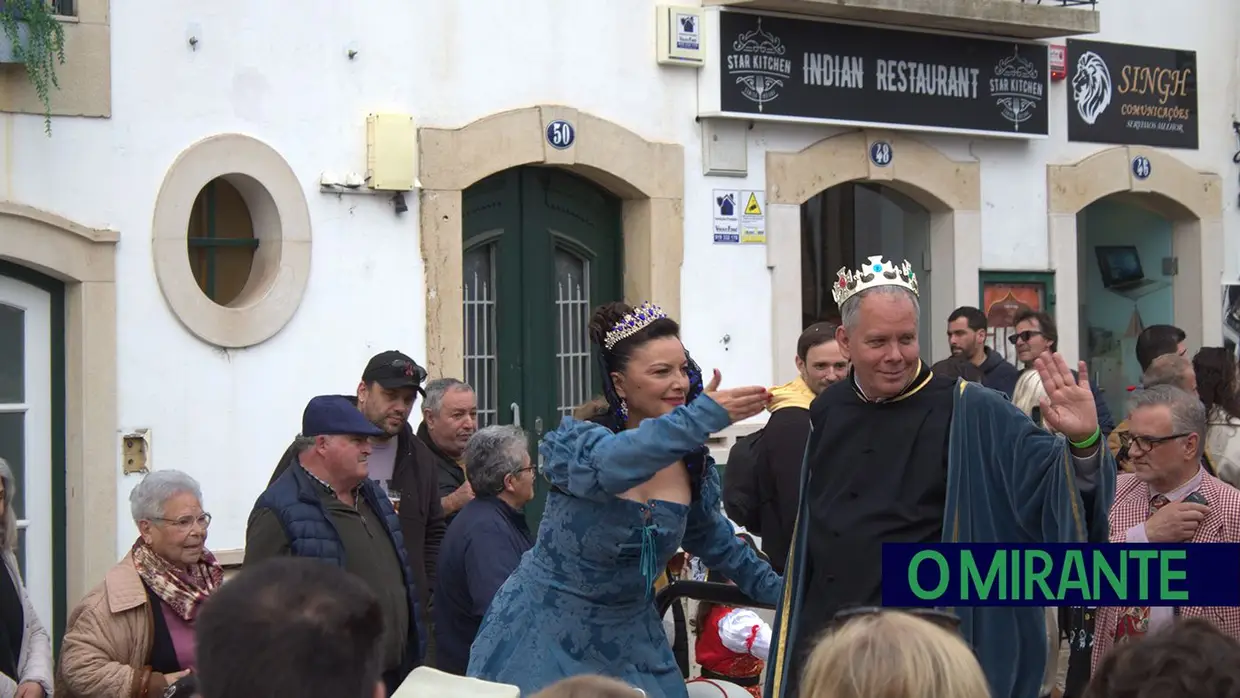 Carnaval de Tomar termina com milhares a assistir ao desfile
