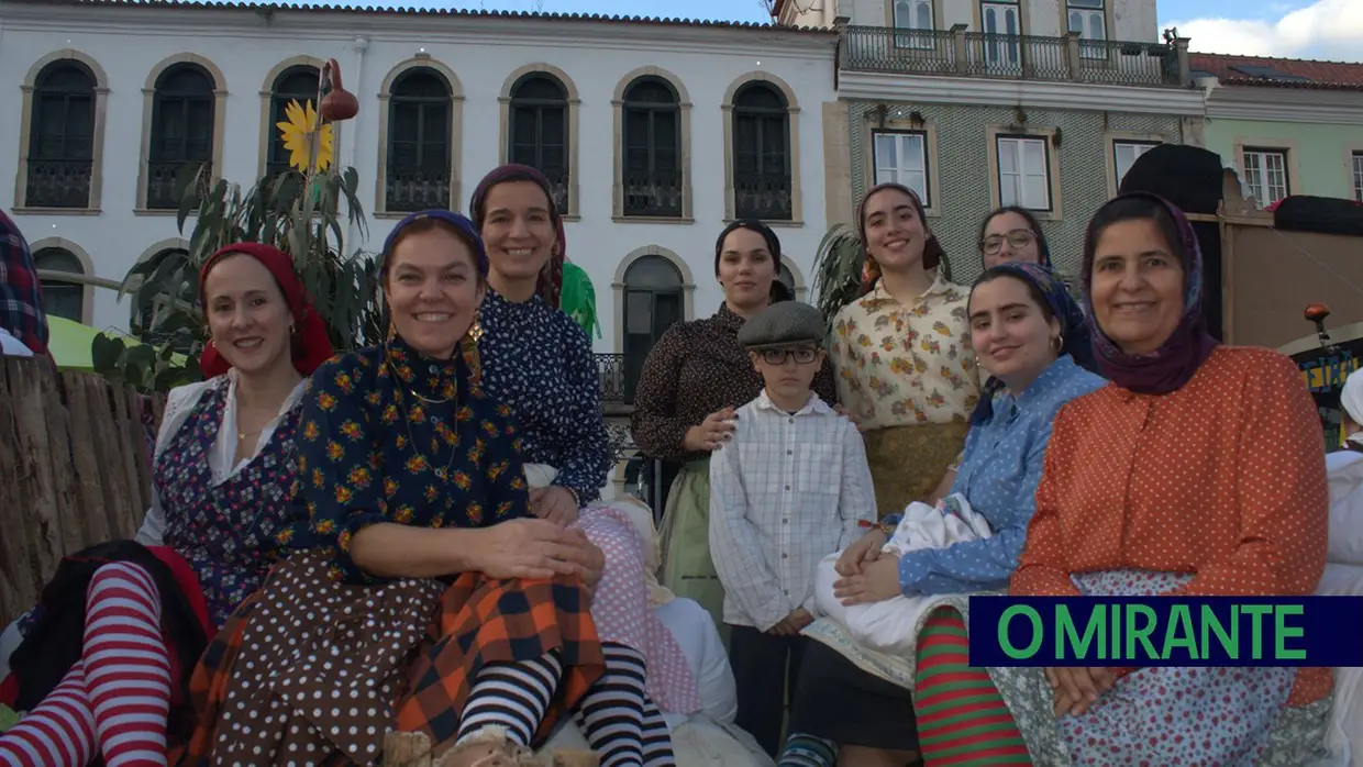 Carnaval de Tomar termina com milhares a assistir ao desfile
