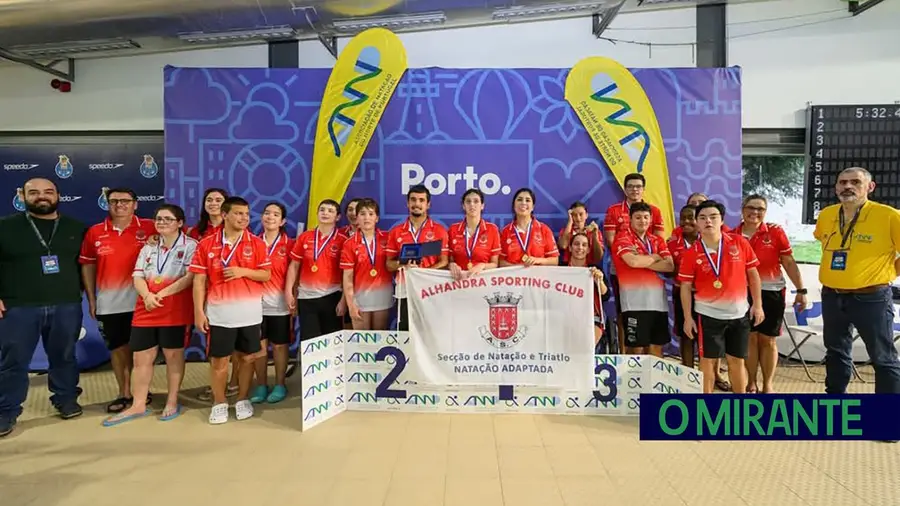 Atleta do Alhandra bate recorde nacional no XI Torneio de Natação Adaptada