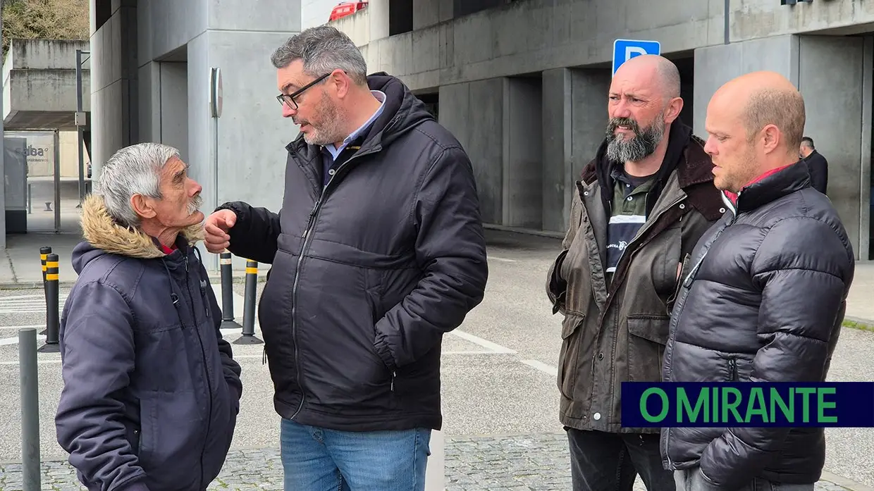 Movimento de cidadãos exige reabertura das urgências pediátricas de Vila Franca de Xira