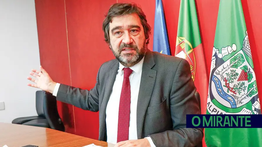Mário Pereira quer voltar a ser presidente da Câmara de Alpiarça Mário Pereira quer voltar a ser presidente da Câmara de Alpiarça