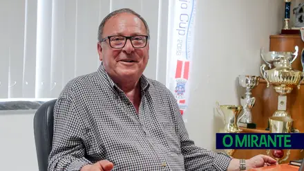 O mal do futebol jovem está nos pais que caem no ridículo de ofender miúdos e jovens árbitros O mal do futebol jovem está nos pais que caem no ridículo de ofender miúdos e jovens árbitros