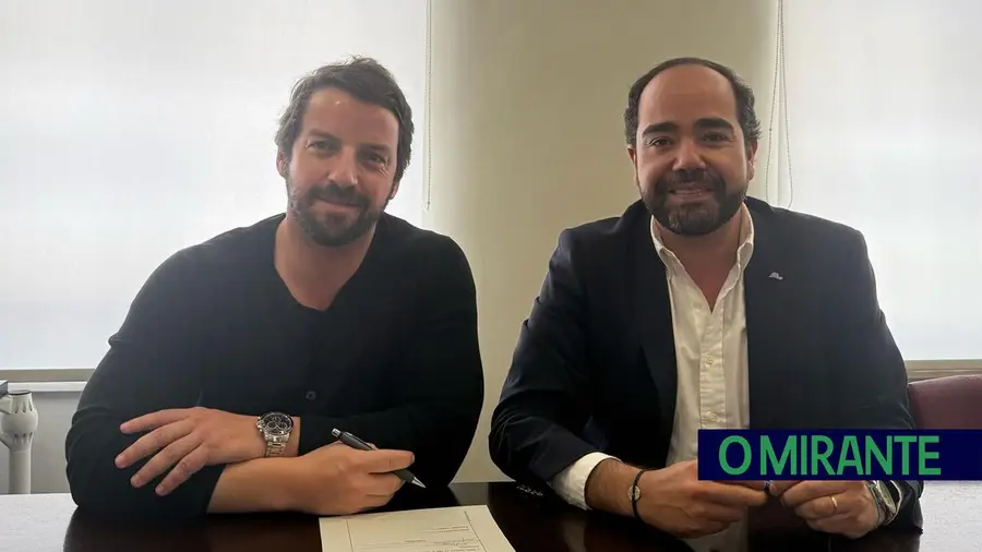 Município compra imóveis à paróquia de Alcanhões destinados a habitação Município compra imóveis à paróquia de Alcanhões destinados a habitação