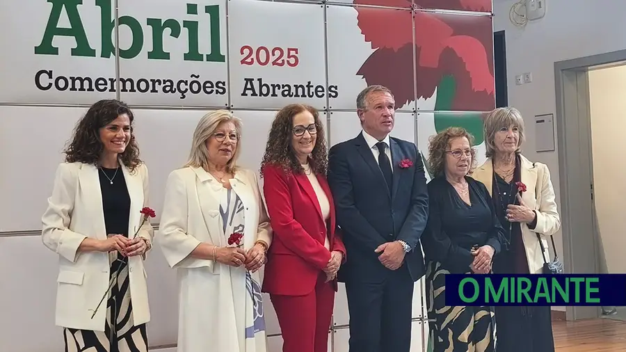 No concelho de Abrantes a Liberdade constrói se todos os dias No concelho de Abrantes a Liberdade constrói se todos os dias