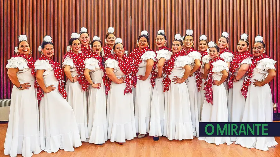 Flamenco em Samora Correia é uma dança para mães e filhas Flamenco em Samora Correia é uma dança para mães e filhas