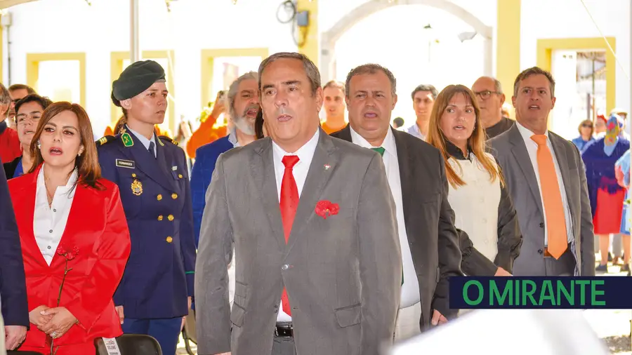 Benavente celebrou Abril com apelo à vigilância e olhos postos no futuro Benavente celebrou Abril com apelo à vigilância e olhos postos no futuro