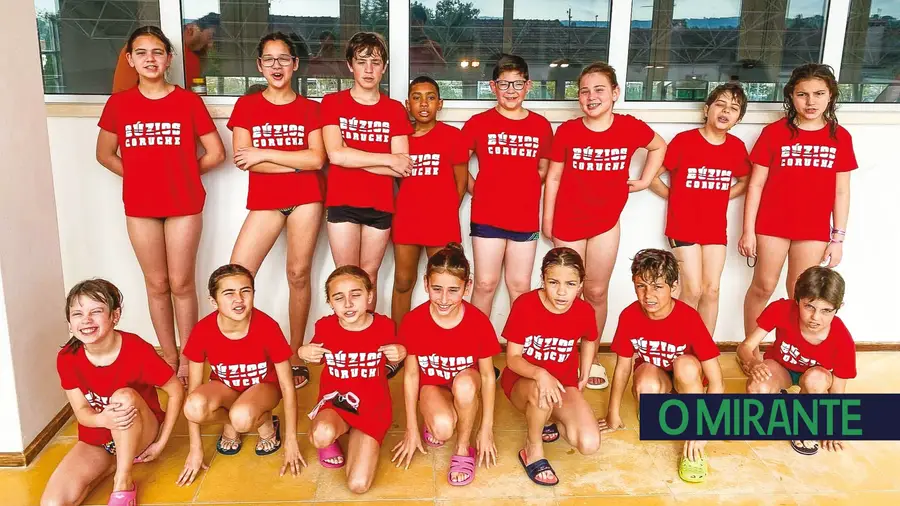Os jovens nadadores da Búzios Os jovens nadadores da Búzios