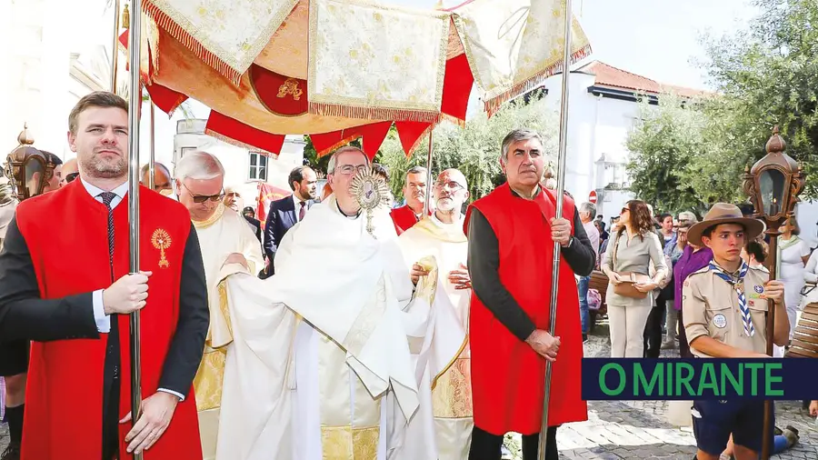 Santarém celebrou o Santíssimo Milagre Santarém celebrou o Santíssimo Milagre