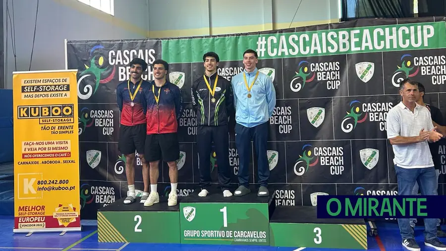Clube Trampolins Salvaterra sobe ao pódio em torneio internacional Clube Trampolins Salvaterra sobe ao pódio em torneio internacional