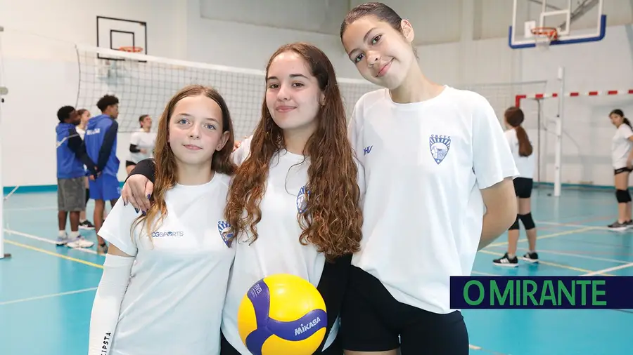 Voleibol feminino é a nova aposta do Clube Recreativo e Cultural do Forte da Casa Voleibol feminino é a nova aposta do Clube Recreativo e Cultural do Forte da Casa