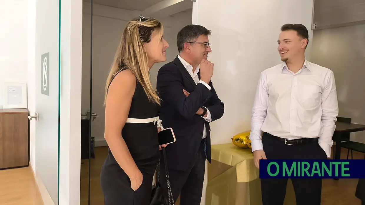 Abriu oficialmente a Decisões e Soluções 360 da Castanheira do Ribatejo