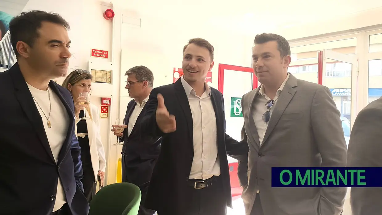 Abriu oficialmente a Decisões e Soluções 360 da Castanheira do Ribatejo
