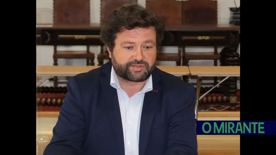 Maioria PS na Câmara de Tomar chumba proposta da oposição para fixar médicos de família Maioria PS na Câmara de Tomar chumba proposta da oposição para fixar médicos de família