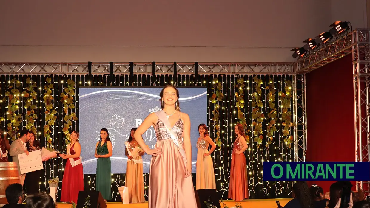 Daniela Pereu é a nova Rainha das Vindimas de Rio Maior