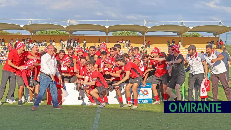 A Taça do Ribatejo de Juniores foi para Ourém A Taça do Ribatejo de Juniores foi para Ourém