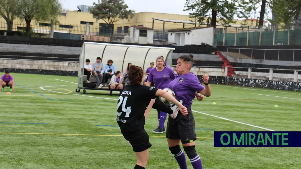 Liga de futebol de rua feminino foi exemplo de companheirismo, união e boa-disposição